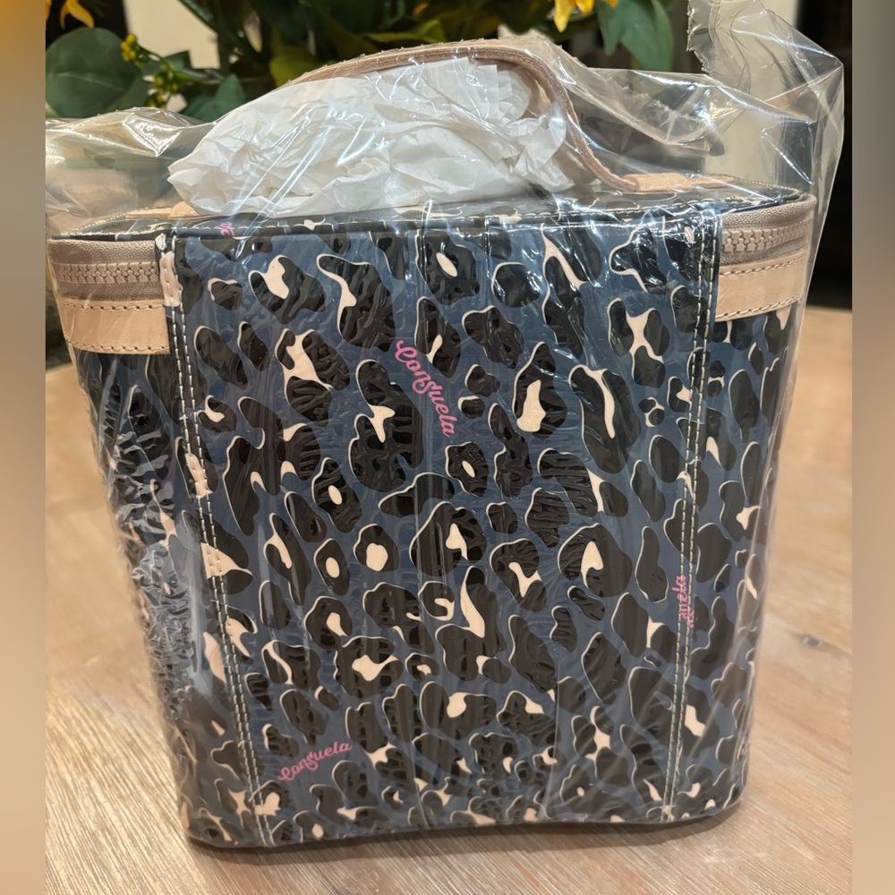 Consuela Danni Slim Train Case - Picture 3 of 7